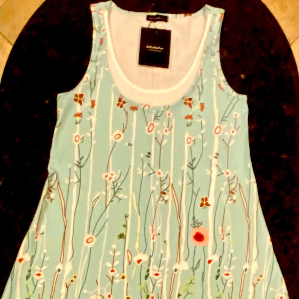 Women’s Just Fashion Now dress. Never worn. Size small. Runs big.